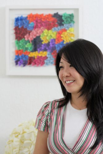 A origamista Adriana Suzuki