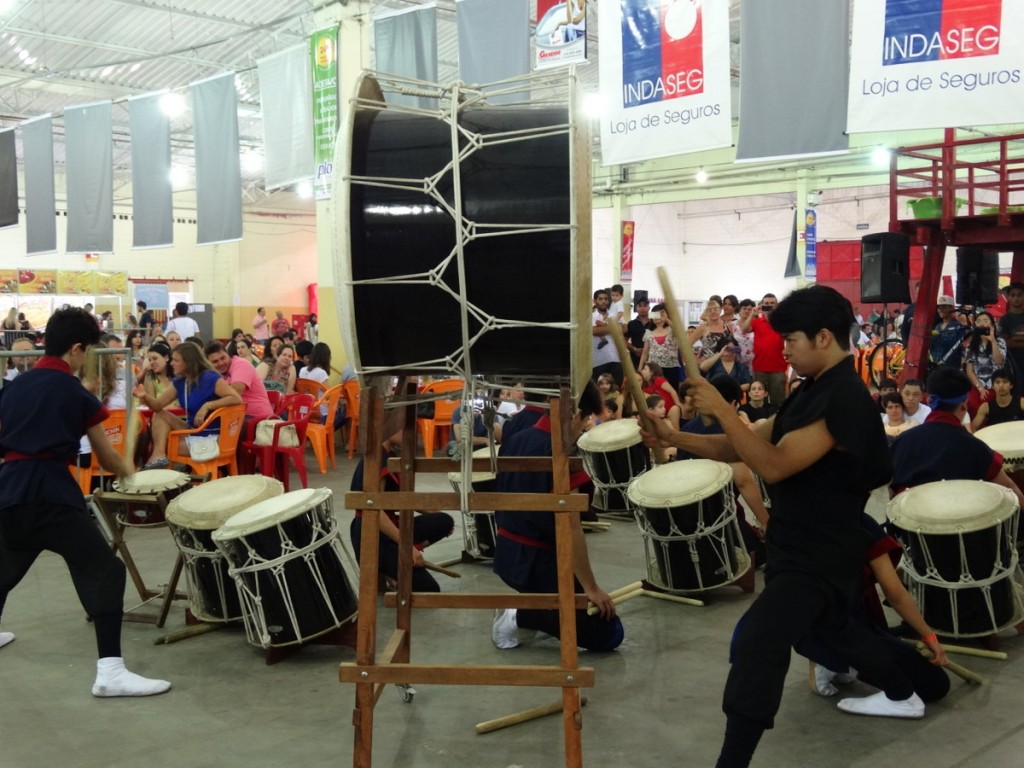 Apresentação de taiko do 20º NipoFest