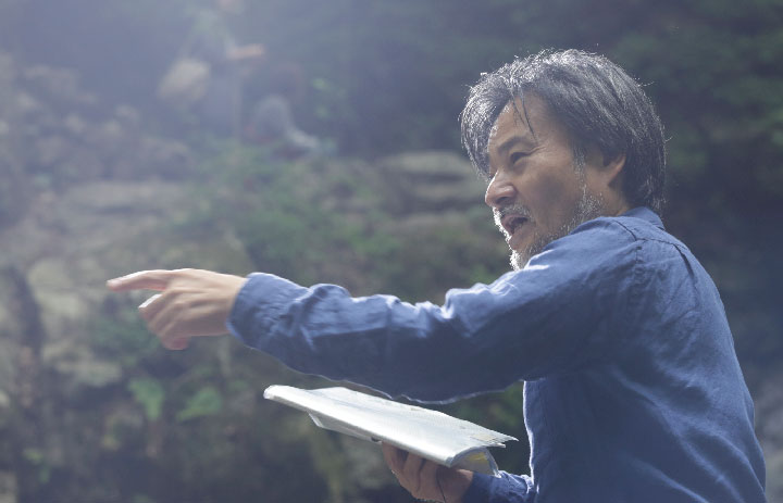 Kiyoshi Kurosawa adaptou o romance Kishibe no Tabi (de Kazumi Yumoto) para as telonas