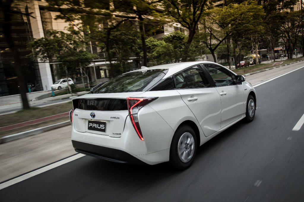 Novo Prius: tecnologia japonesa no Brasil