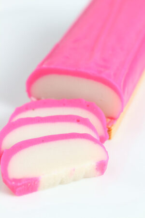 Kamaboko é feito de carne processada de peixes H19_chikuwa_kamaboko