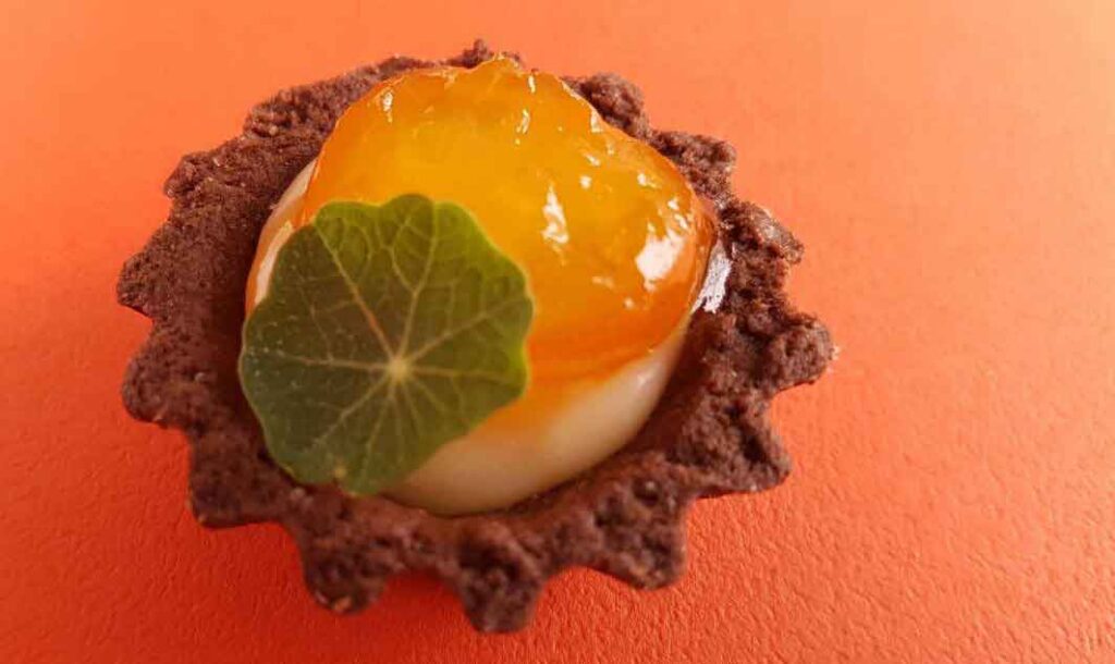 Tortinha de cacau com kinkan, da Carolices tortinha_kinkan