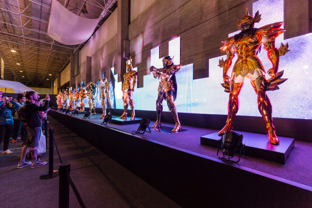 As 12 Armaduras de Ouro dos Cavaleiros do Zodíaco em exposição na Comic Con Experience 2016