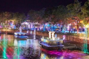 Huis Ten Bosch iluminado para as comemorações do Natal