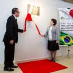 Yokio Oshiro, presidente da Aliança Cultural Brasil-Japão e Hitomi Sekiguchi, Cônsul Geral interina do Japão em São Paulo