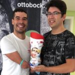 prótese ilustrada em mangá para Daniel Dias e o ilustrador Michel Borges